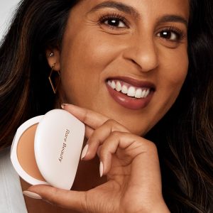 true to myself tinted pressed finishing powder