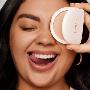 true to myself tinted pressed finishing powder